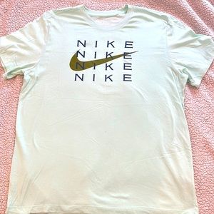 Nike Tshirt, Men’s XL, unworn
